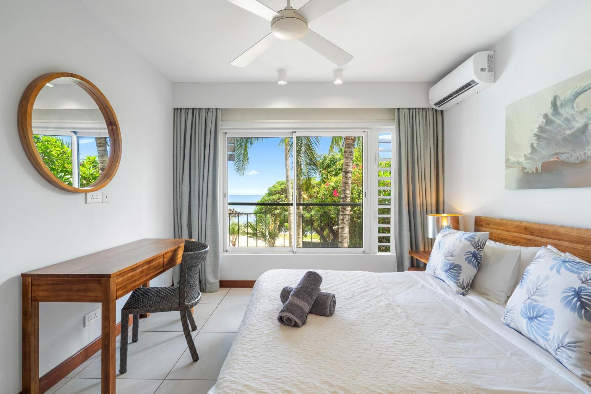 Kanope Bay - Holiday Beachfront Apartments Pointe aux Biches エクステリア 写真