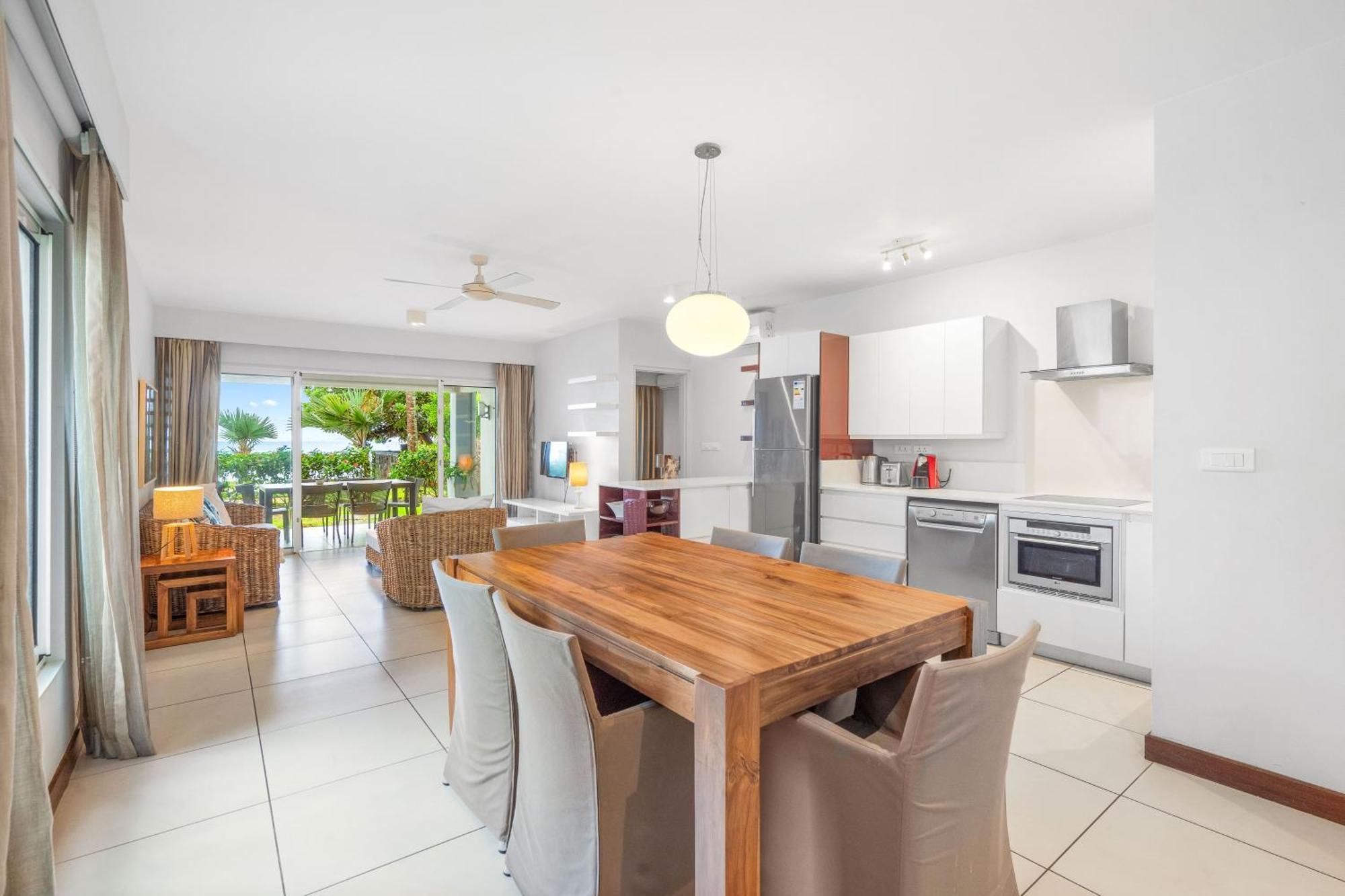 Kanope Bay - Holiday Beachfront Apartments Pointe aux Biches エクステリア 写真