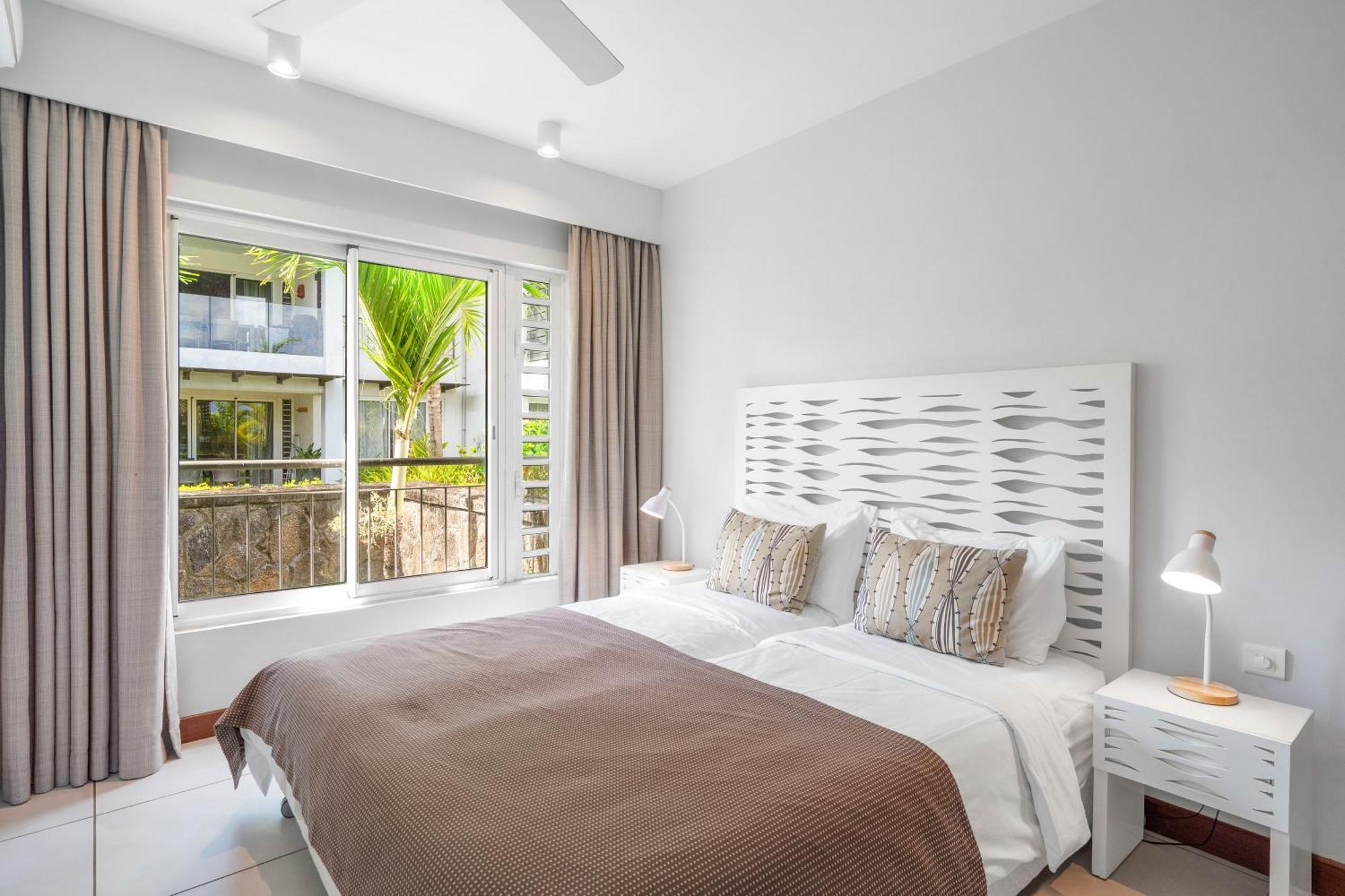 Kanope Bay - Holiday Beachfront Apartments Pointe aux Biches エクステリア 写真