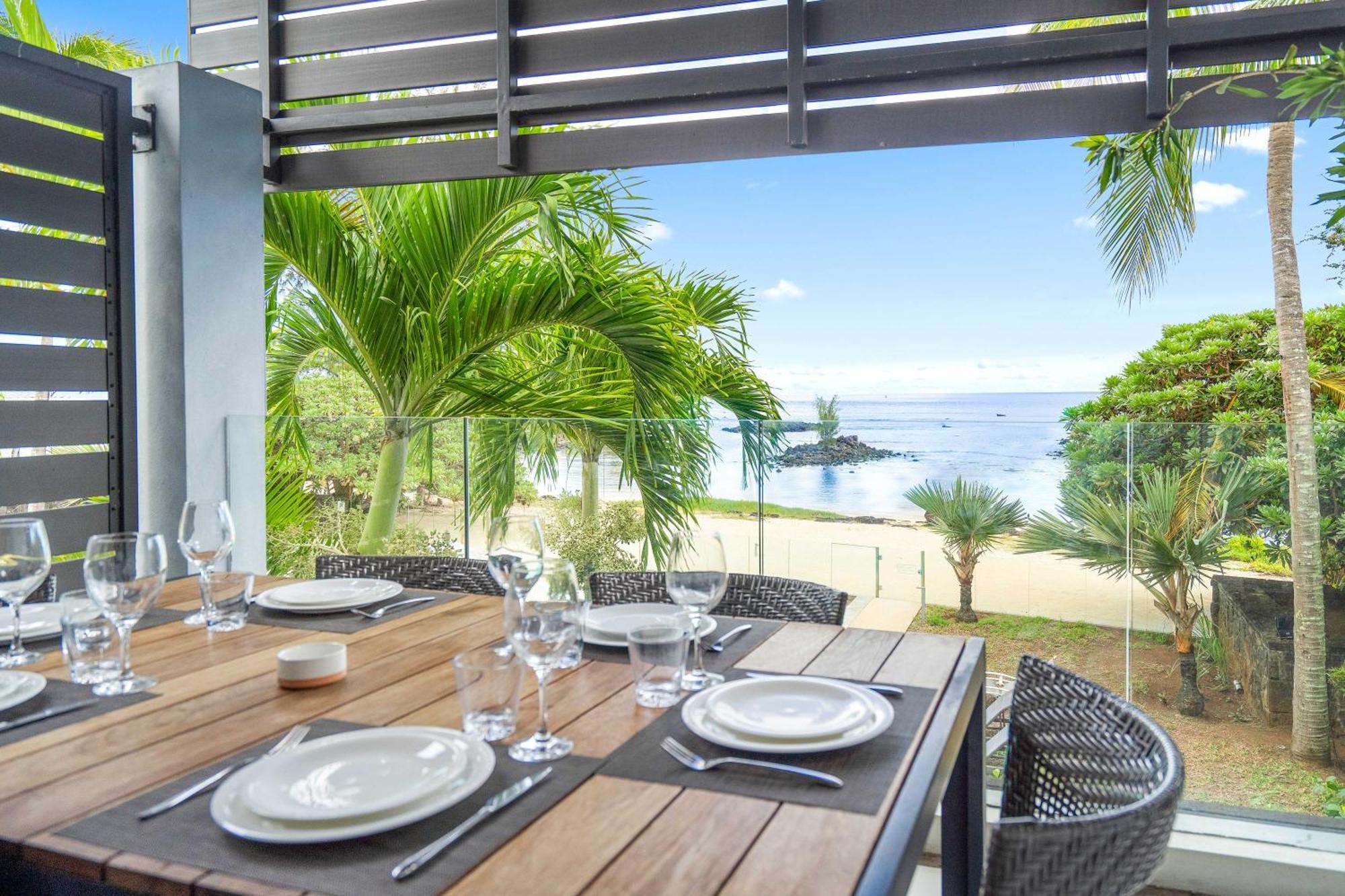 Kanope Bay - Holiday Beachfront Apartments Pointe aux Biches エクステリア 写真