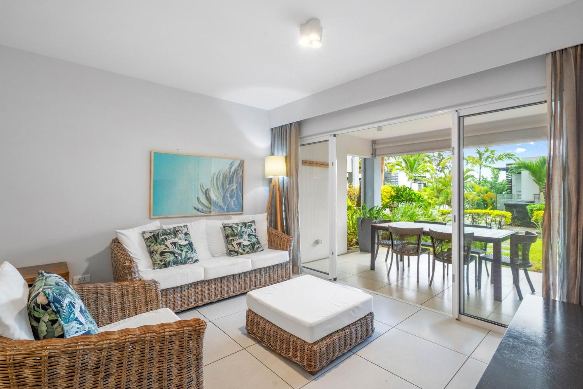 Kanope Bay - Holiday Beachfront Apartments Pointe aux Biches エクステリア 写真