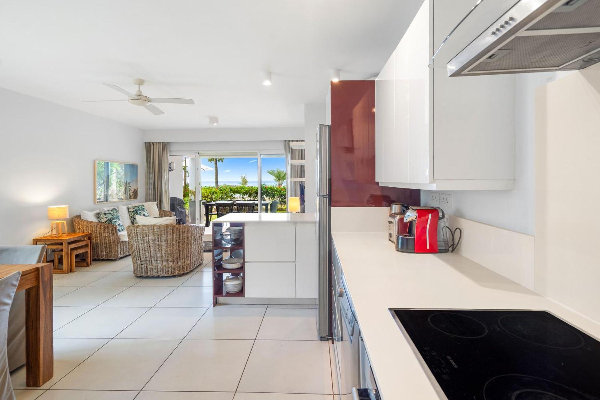 Kanope Bay - Holiday Beachfront Apartments Pointe aux Biches エクステリア 写真