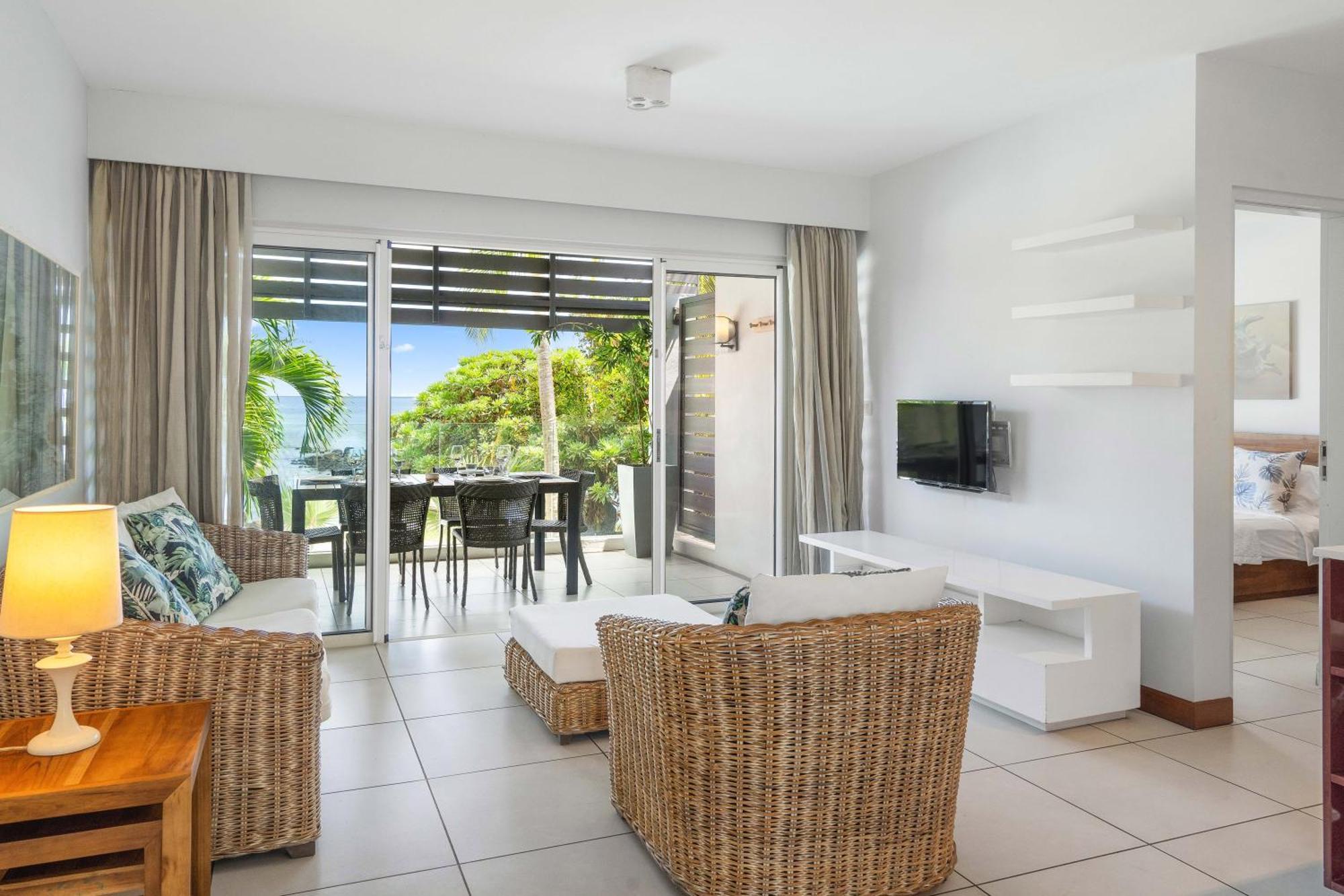 Kanope Bay - Holiday Beachfront Apartments Pointe aux Biches エクステリア 写真