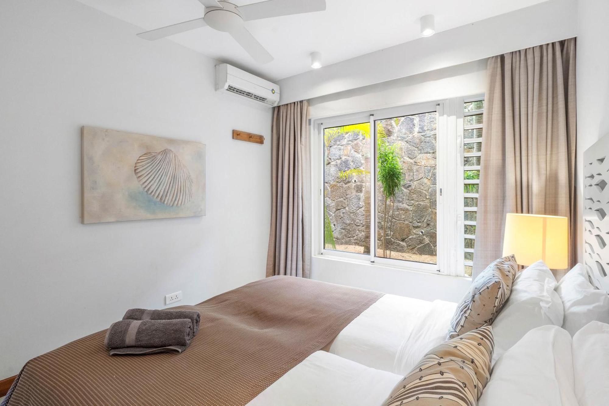Kanope Bay - Holiday Beachfront Apartments Pointe aux Biches エクステリア 写真