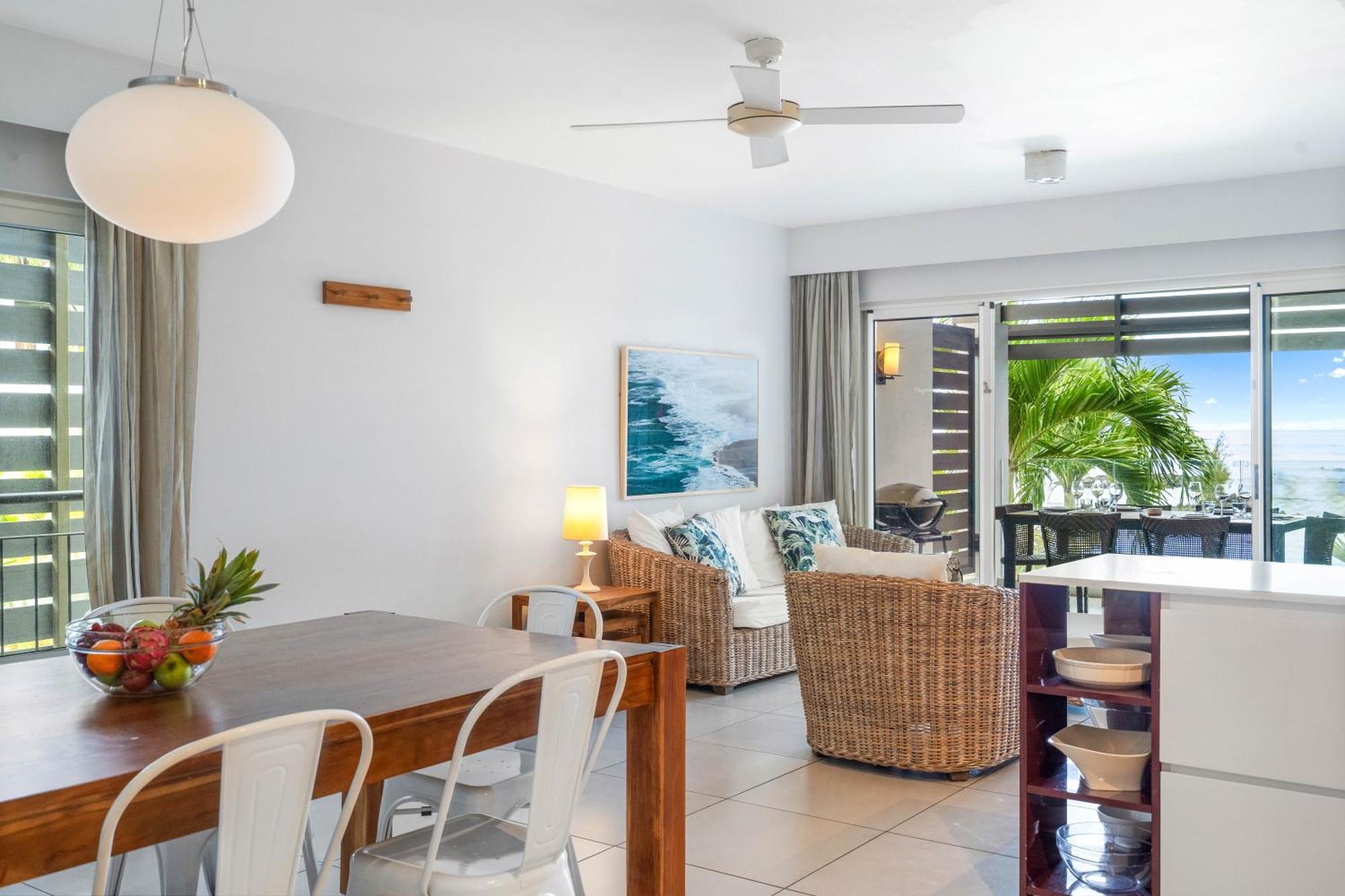 Kanope Bay - Holiday Beachfront Apartments Pointe aux Biches エクステリア 写真
